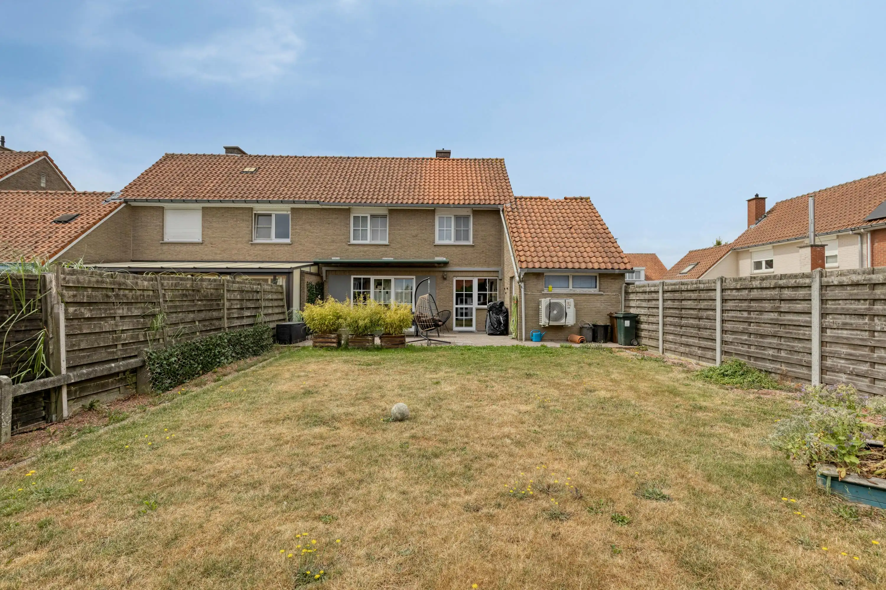 Halfopen woning in rustige straat in Mater (Oudenaarde) foto 6