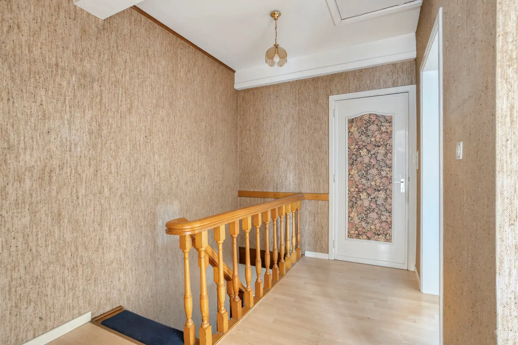 Woning op goede uitvalsbasis te Ninove foto 10