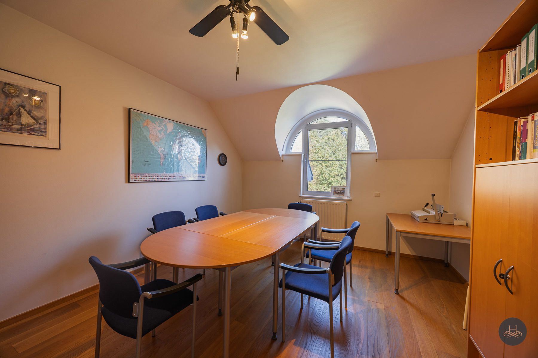 Imposante, zuinige villa in het groen met een open zicht  foto 30