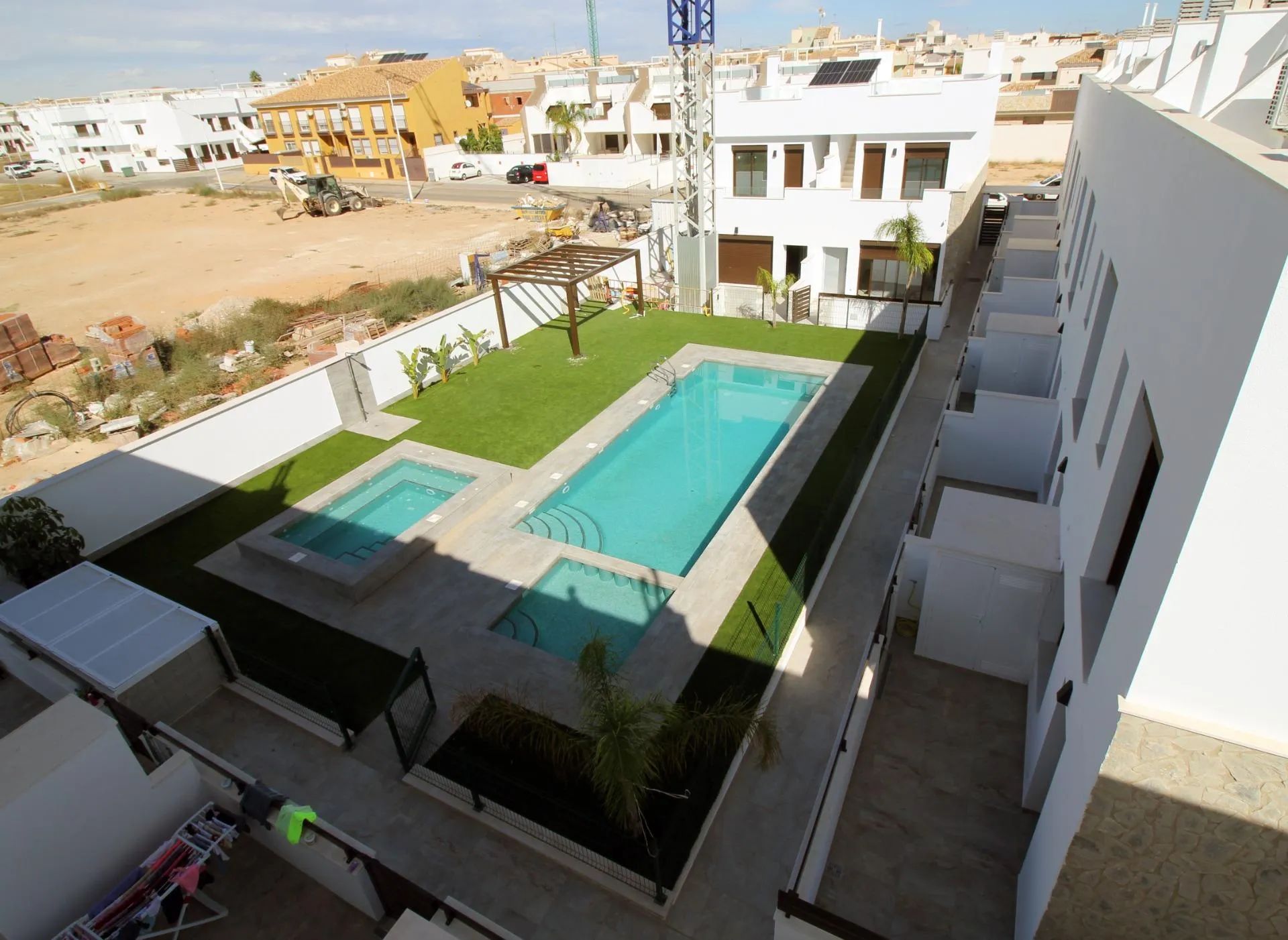 Zon, zee en stijlvol wonen: exclusieve vakantiewoningen in het hart van Pilar de la Horadada foto 20