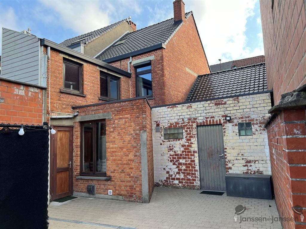 Instapklare woning in centrum Hamme foto 15