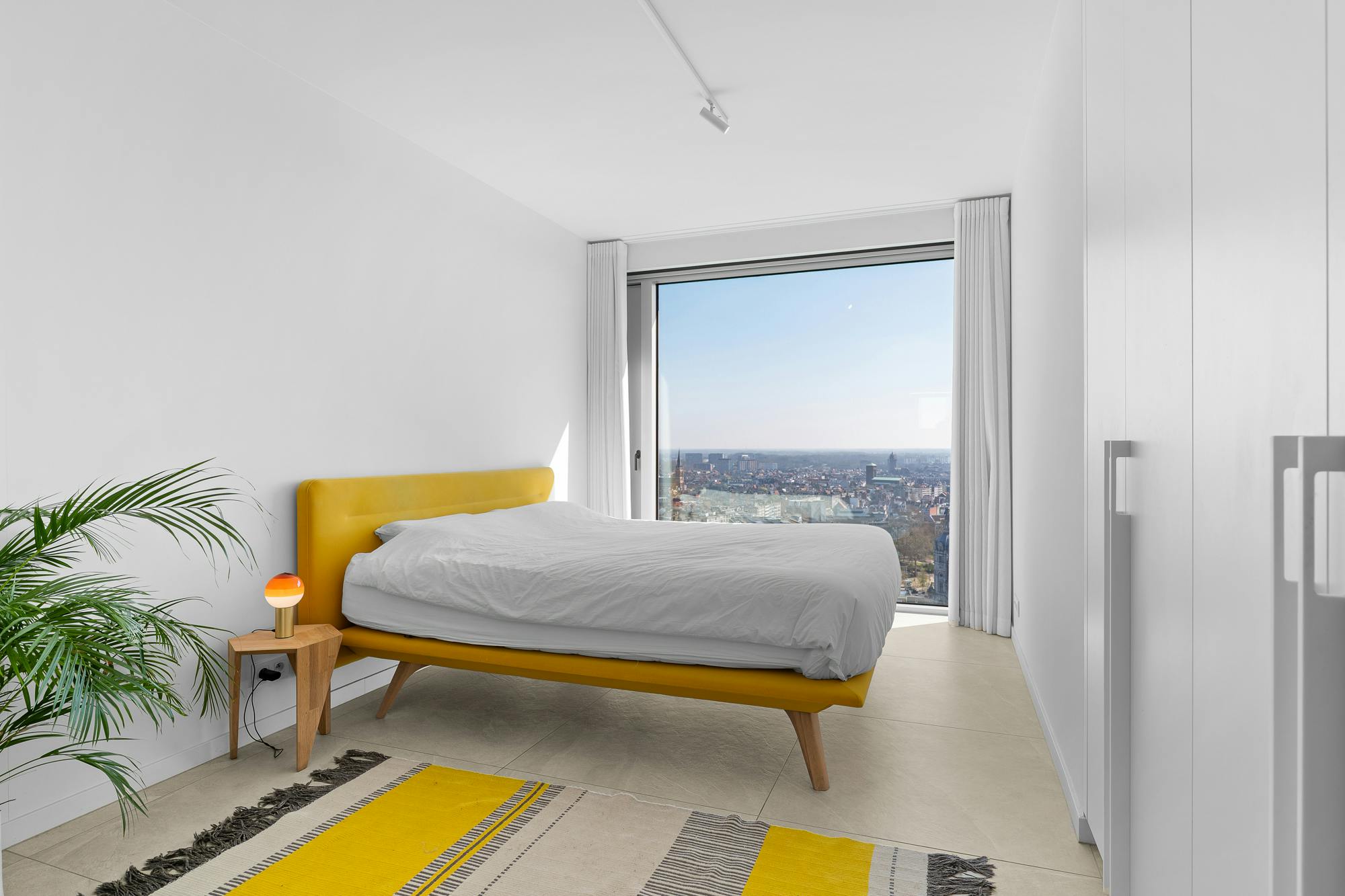 Exclusief wonen met panoramisch uitzicht in de Antwerp Tower foto 19