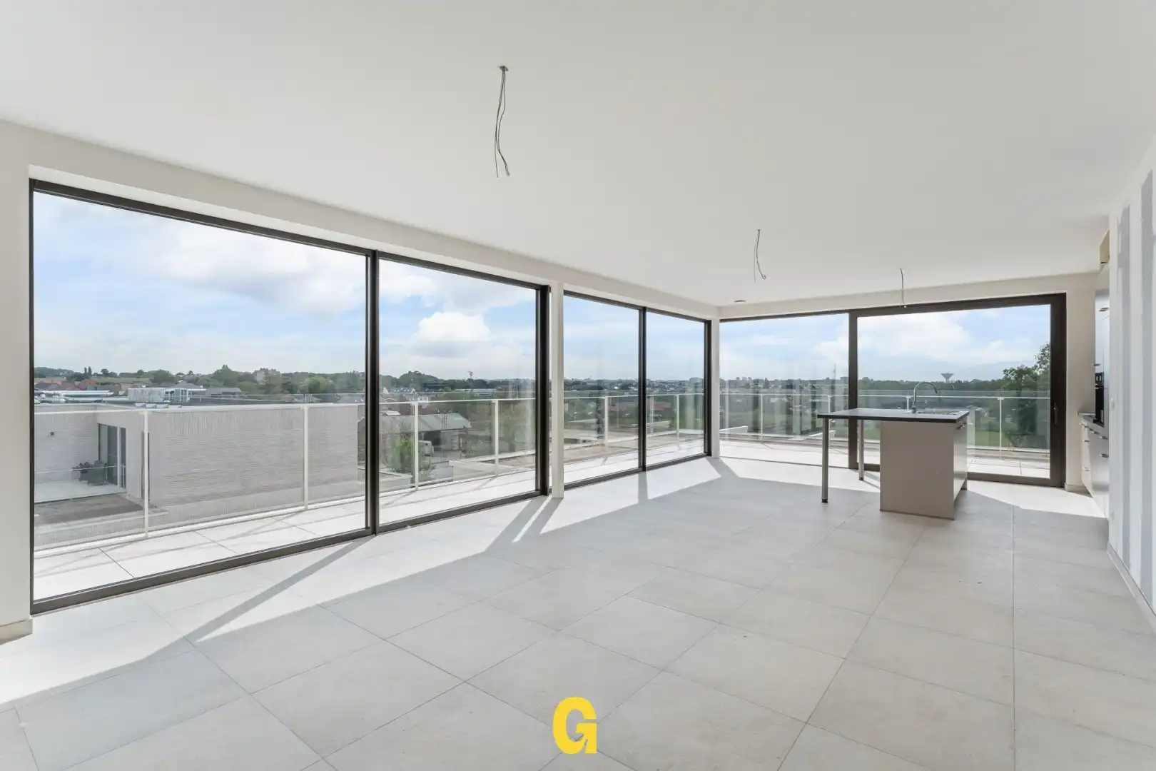 Luxueus energiezuinig penthouse appartement met ruim zonneterras met prachtig verzicht op het stadscentrum en achterliggend groen foto 6