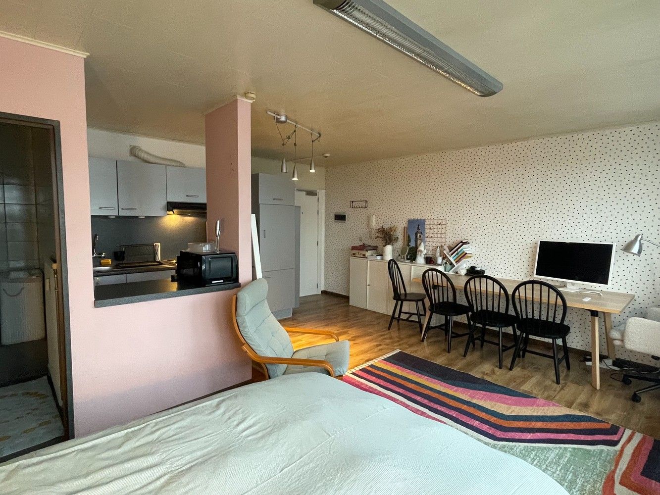 Instapklare, gerenoveerde studio op toplocatie in het hart van de stad foto 5