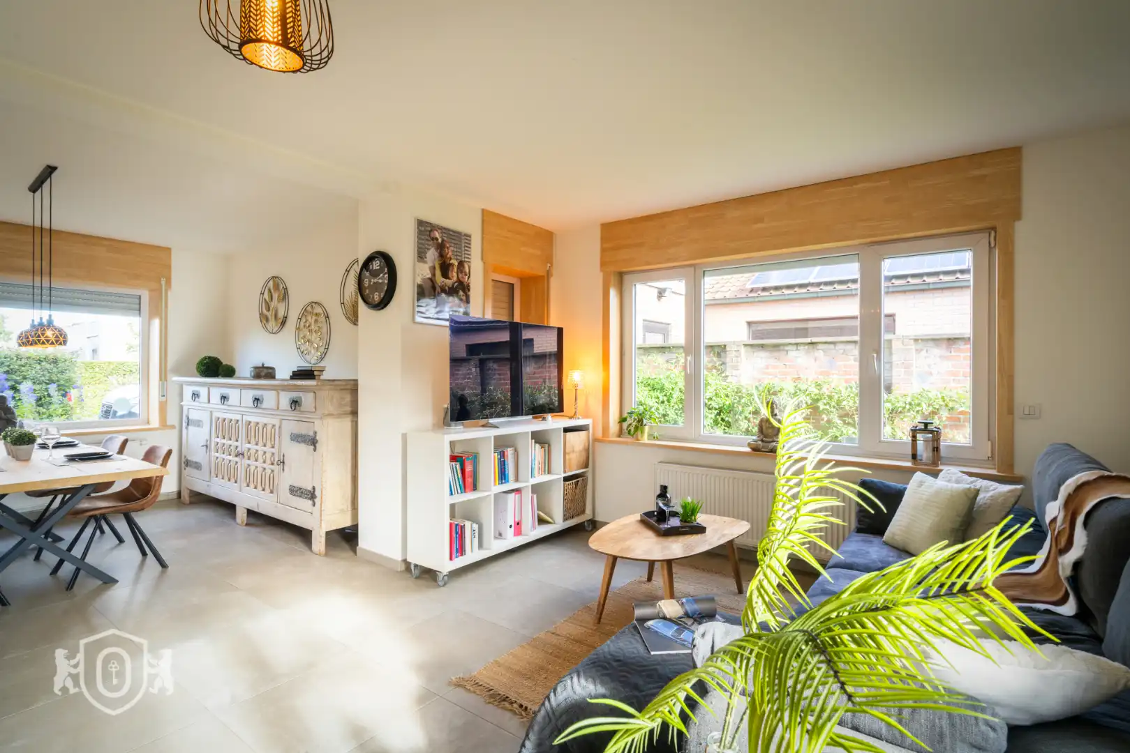 Vrijstaande 3-slpkr woning met tuin & bijgebouwen foto 6