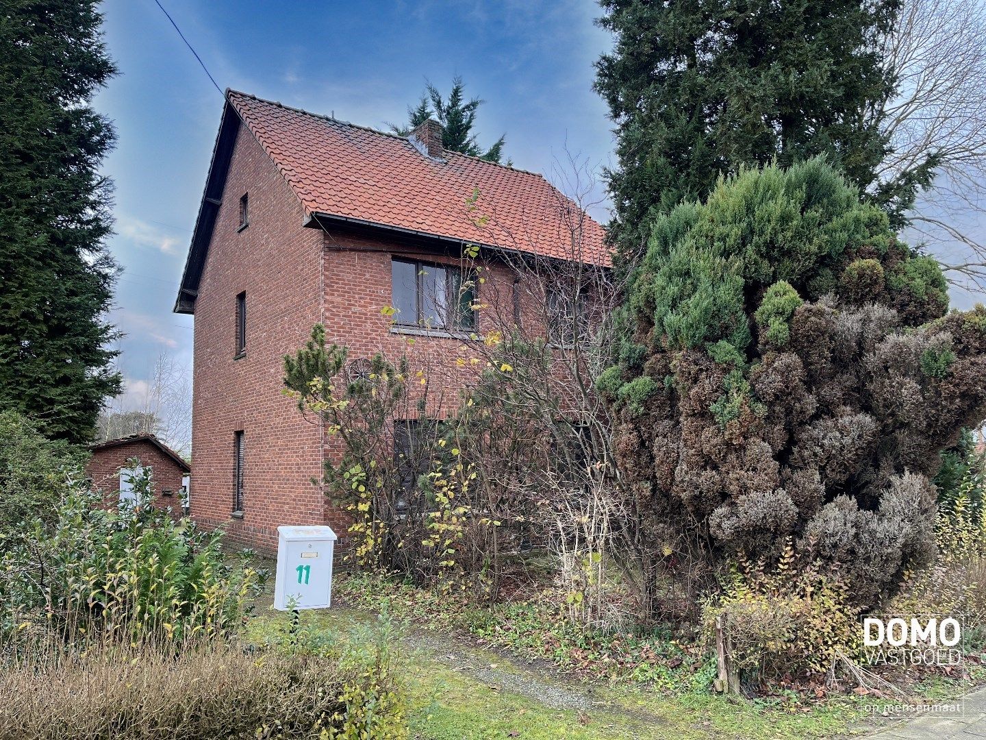 BOUWGROND MET EEN TE SLOPEN WONING OP EEN PERCEELOPPERVLAKTE VAN 8A68CA GELEGEN TE HOUTHALEN-HELCHTEREN foto {{pictureIndex}}