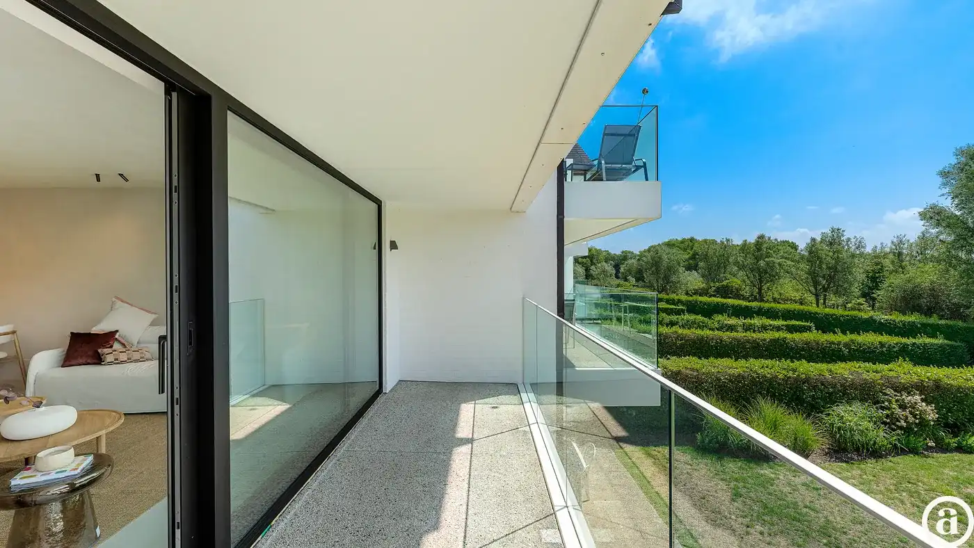 Gerenoveerd appartement in een villa residentie in het Zoute foto 11