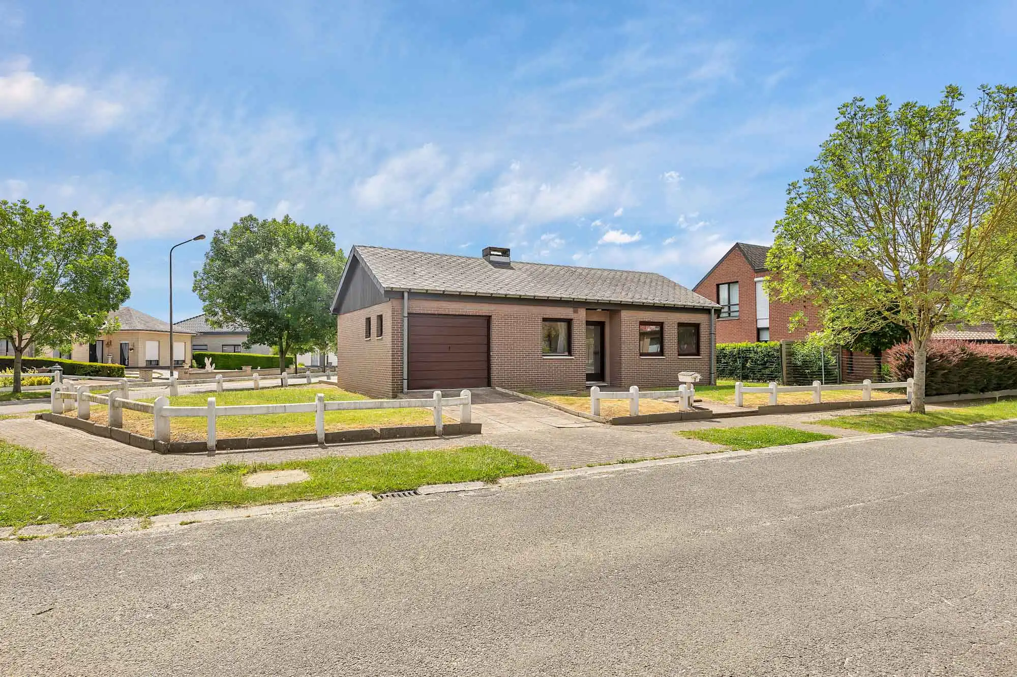 Hoofdfoto van de publicatie: Te renoveren bungalow op een rustige locatie