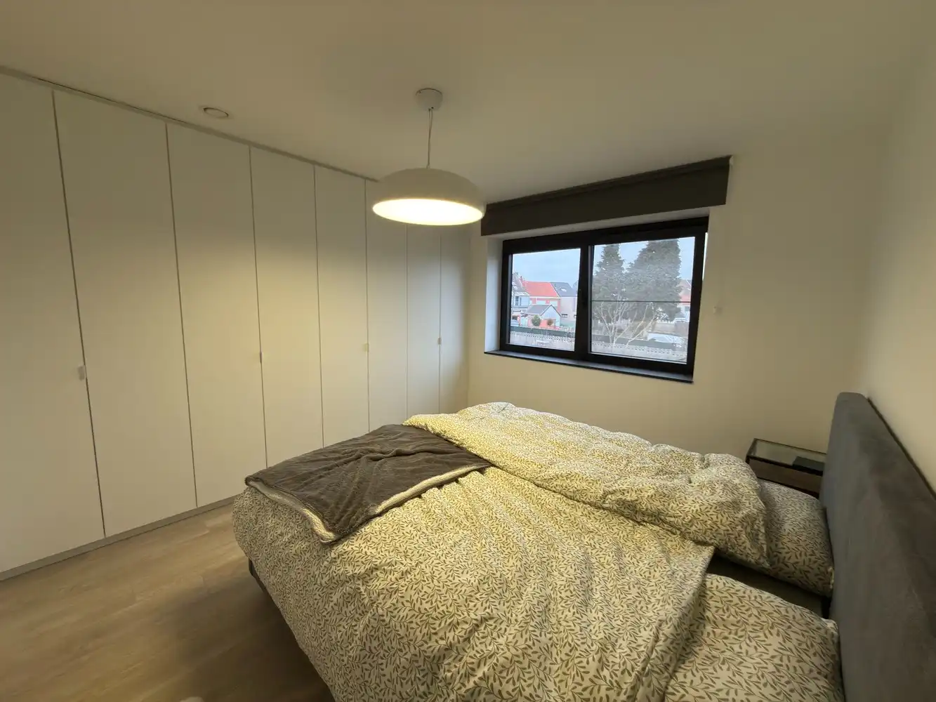 TE HUUR I PRACHTIG APPARTEMENT MET GARAGEBOX foto 5
