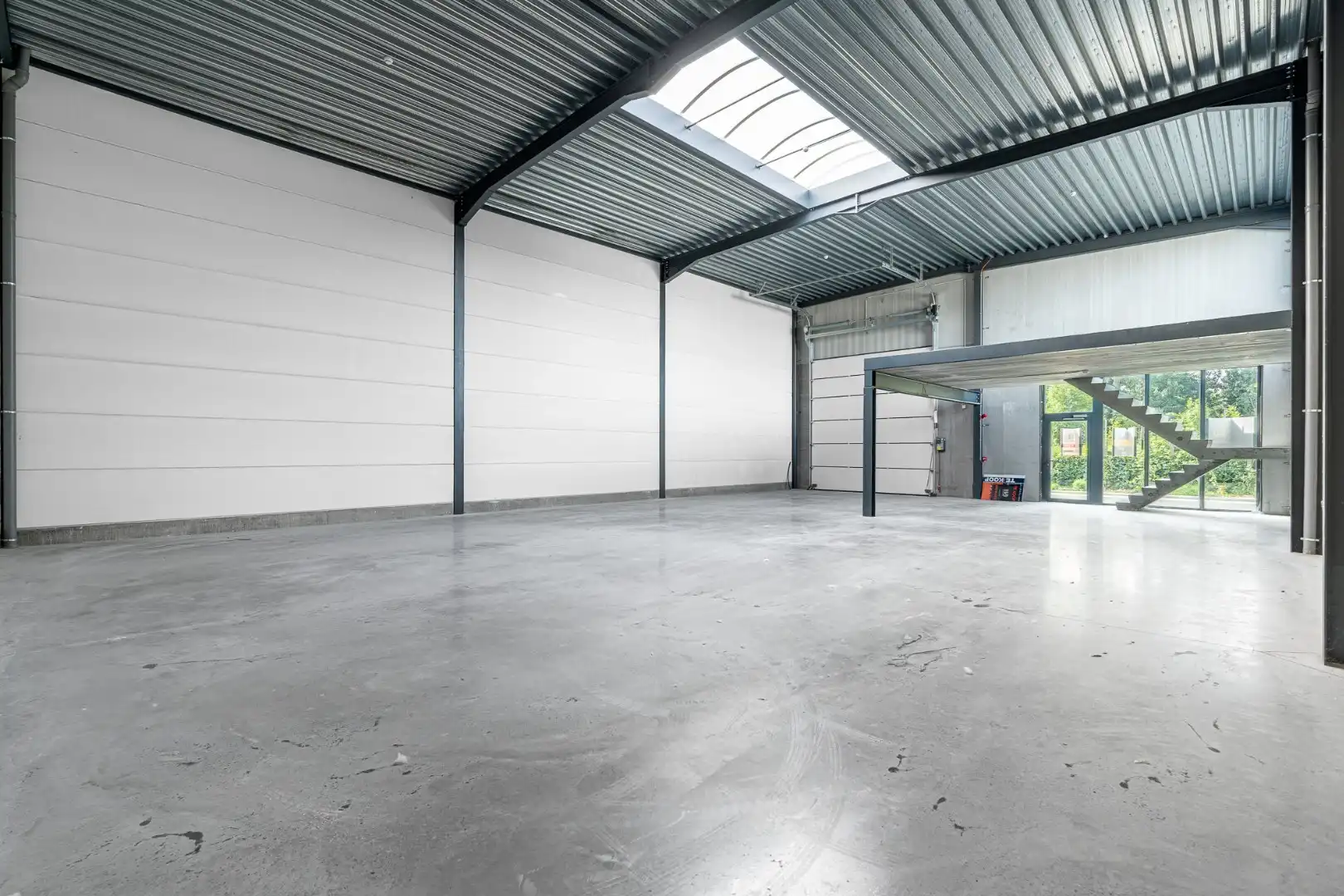 Moderne KMO-unit in de Industrielaan in Dadizele foto 6