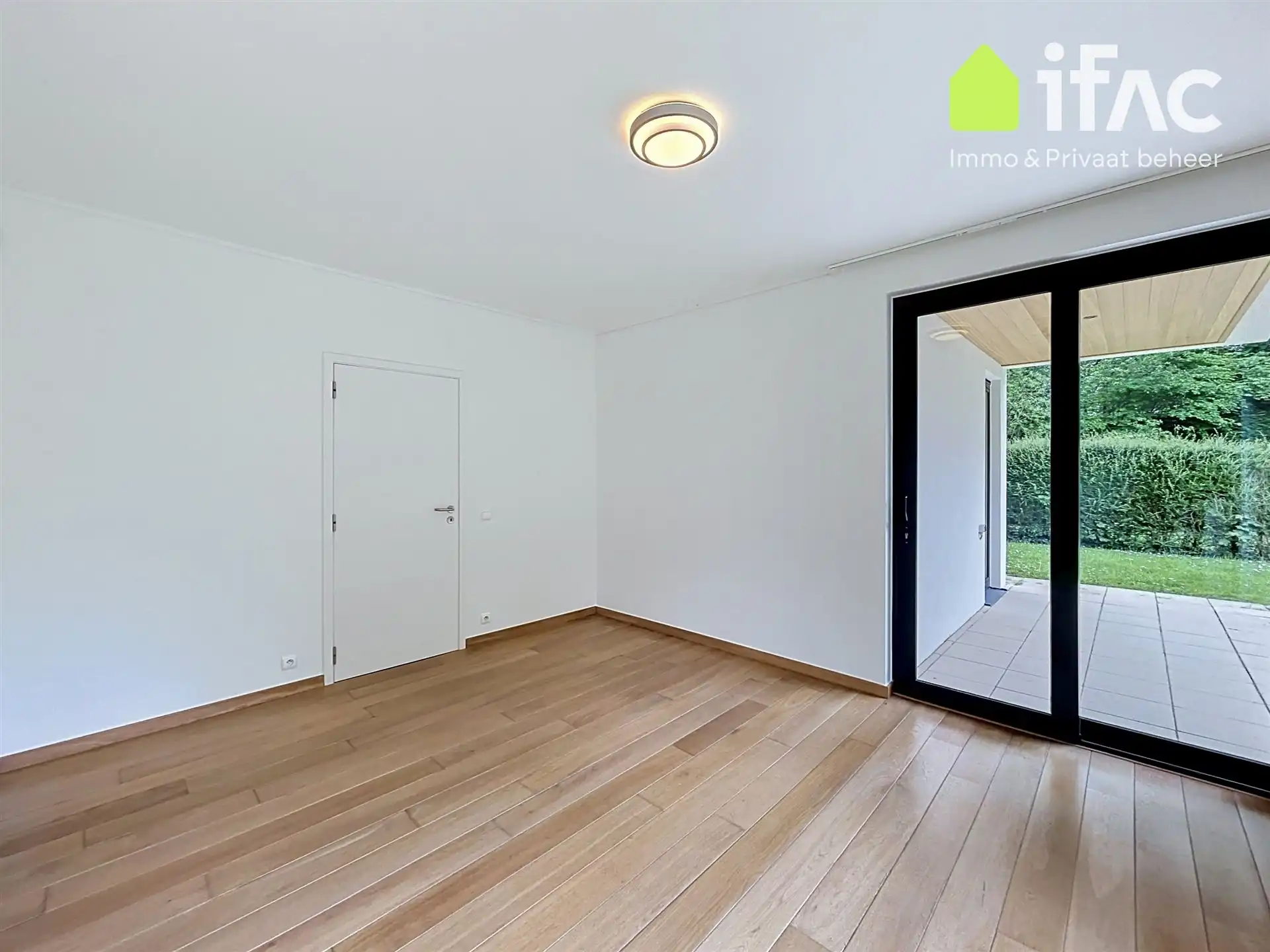 Exclusief gelijkvloers appartement met 2sk en privé tuin foto 15