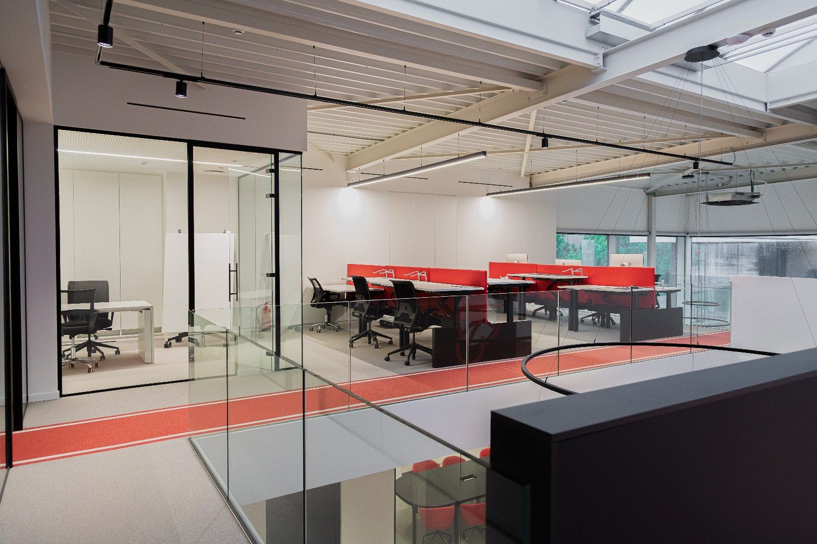 Kantoorgebouw op toplocatie  foto 19