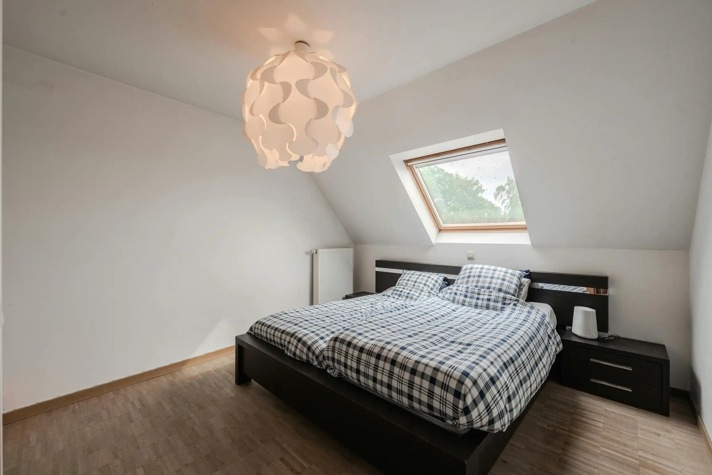 Instapklaar duplex 3 slaapkamer appartement te Bekegem  foto 14