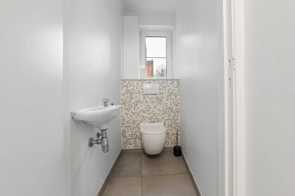 Charmant handelshuis op toplocatie in het hart van de Tongerse winkelstraat foto 11