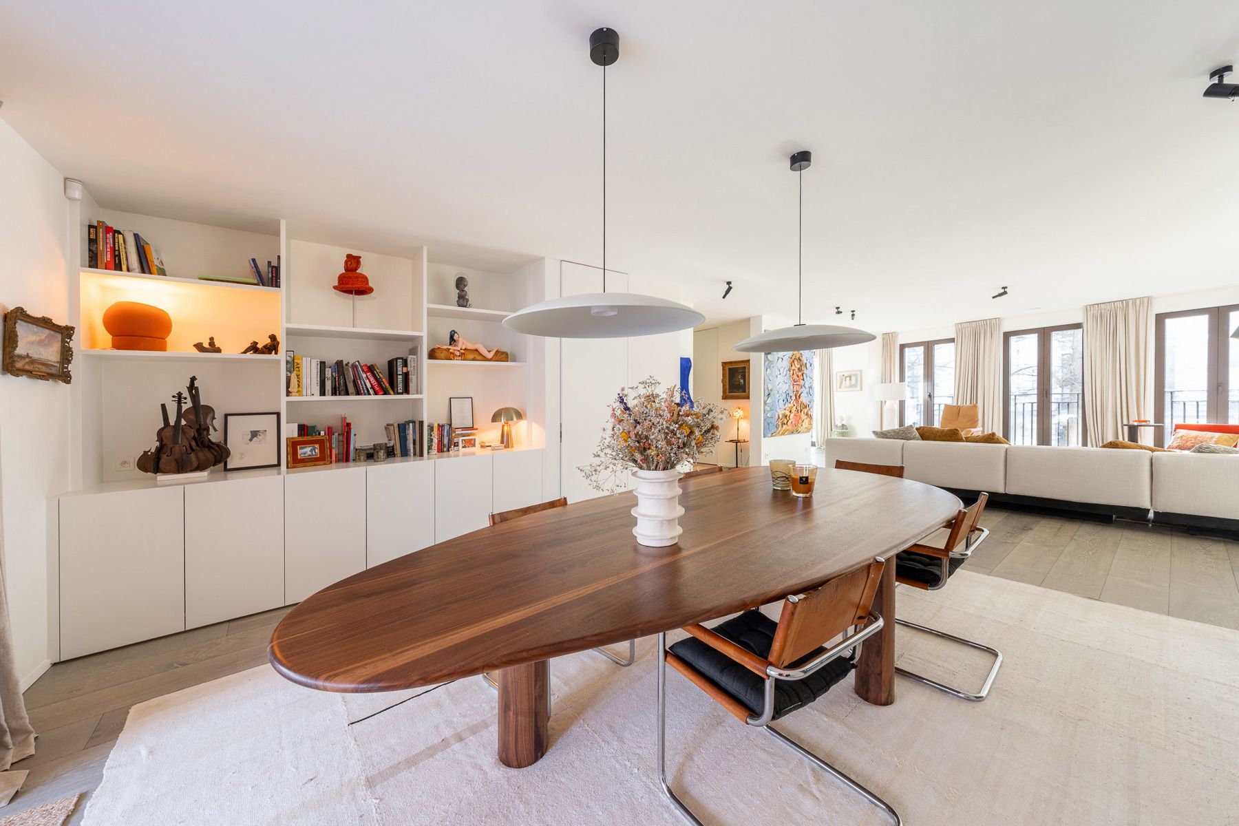 Riant luxe appartement met Parijse charme aan De Graanmarkt foto 7