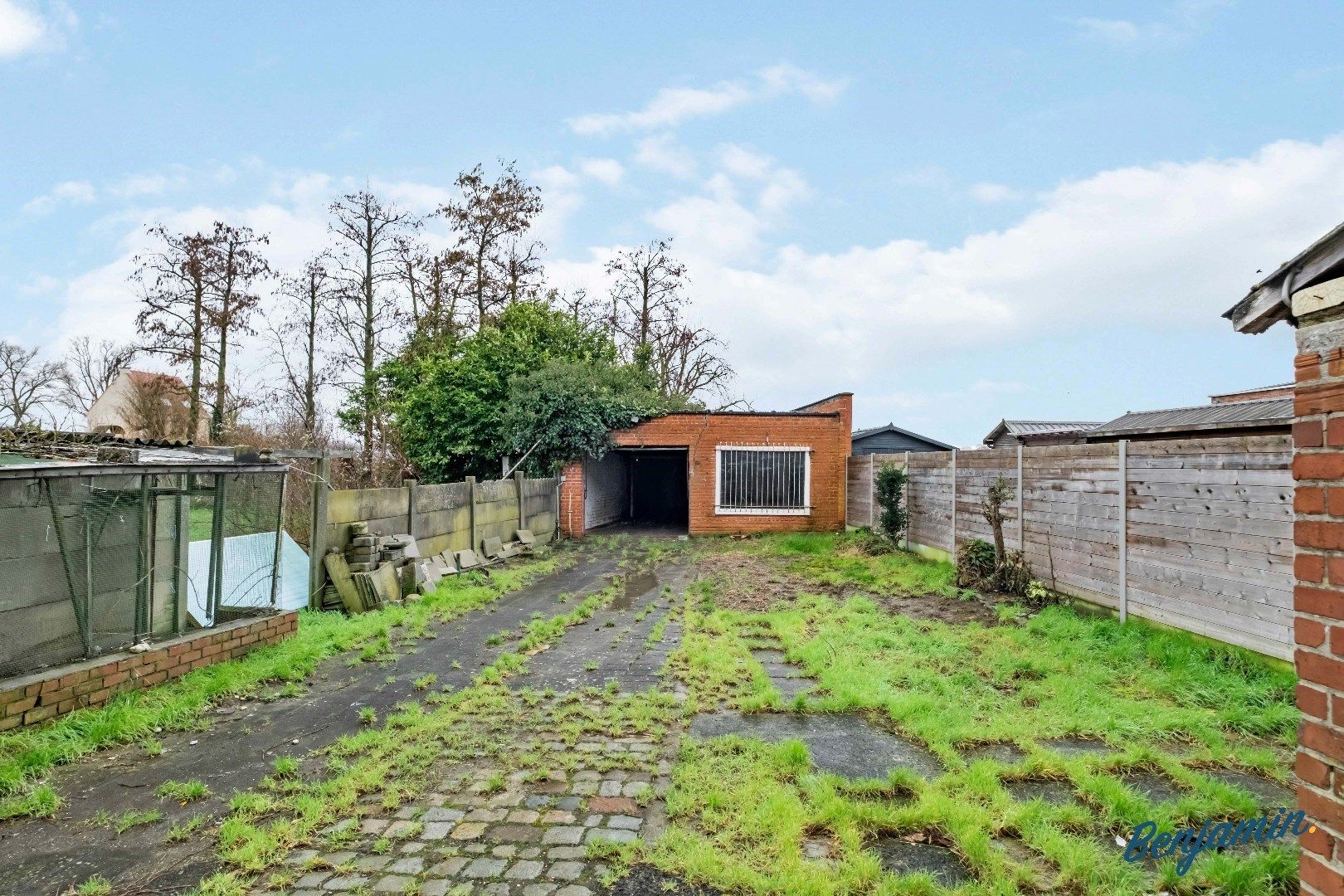 Halfopen woning met 2 mogelijks 4 slaapkamers, garage en tuin in Rekkem foto 13