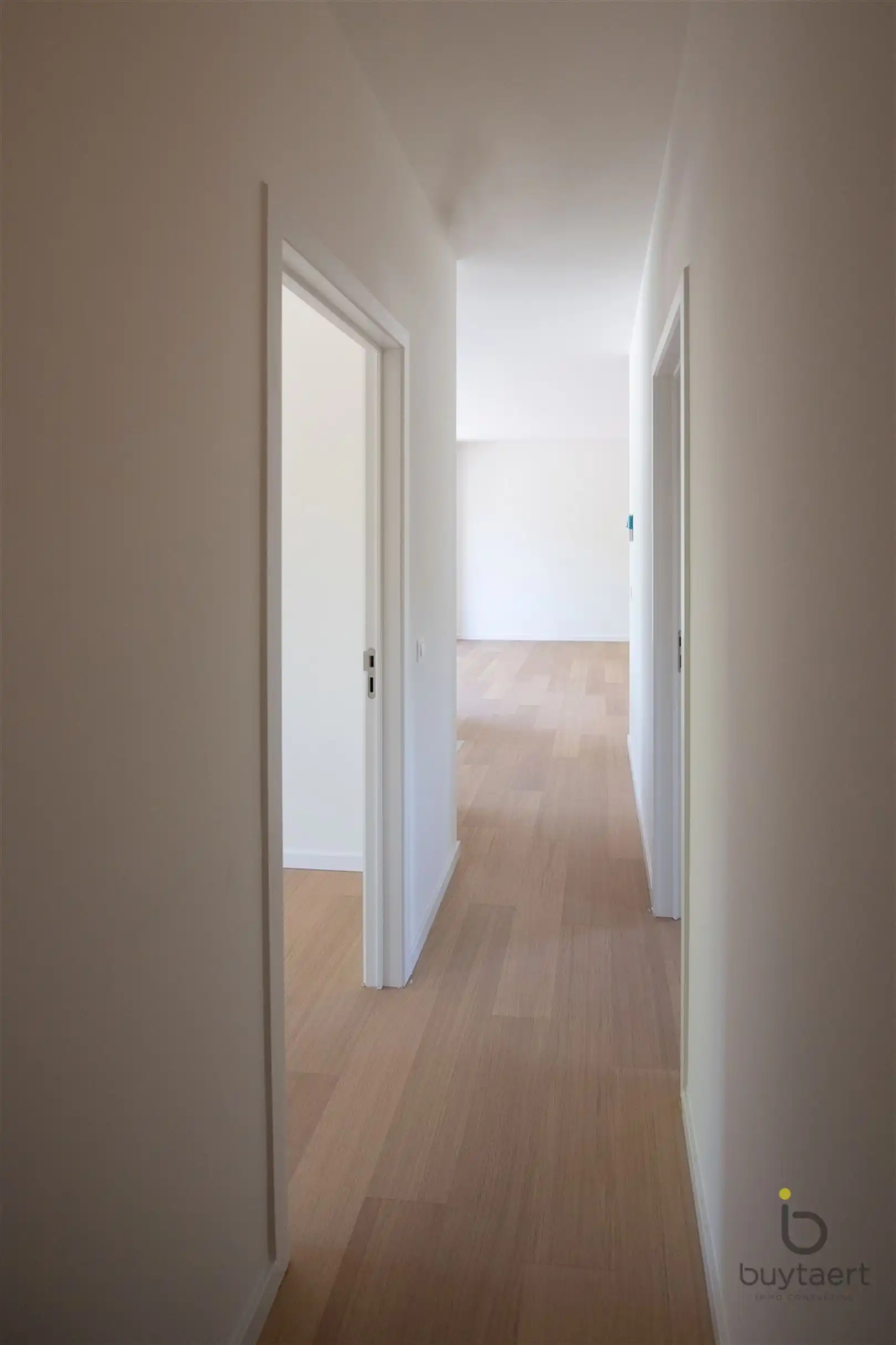 Beleef luxe, comfort en energiezuinigheid in een karaktervolle architectuur. foto 15