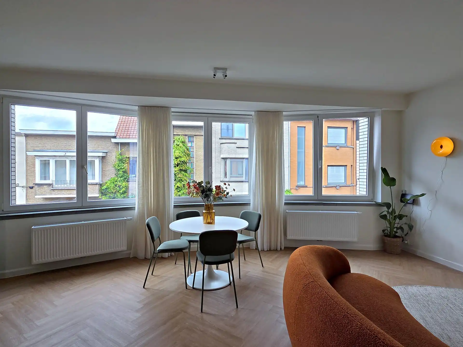 Furnished, Newly Renovated 2-Bedroom Apartment in Ledeberg (Ghent) foto {{pictureIndex}}