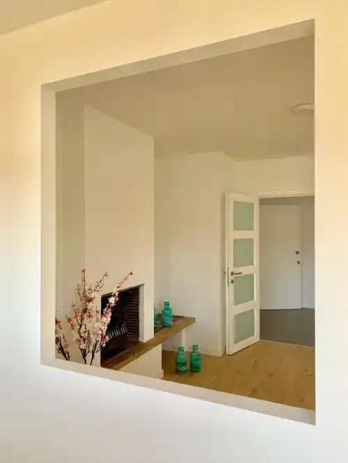 Lichtrijk en energiezuinig 2-slaapkamerappartement met lift, terras en kelderruimte foto 4