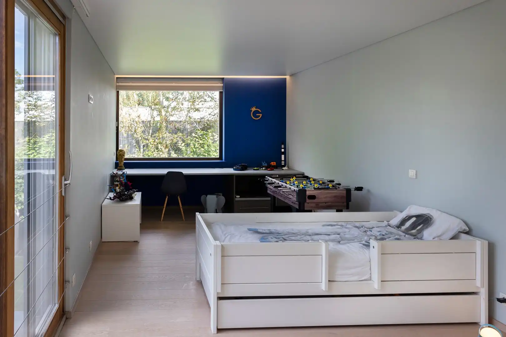 Subliem gelegen, stijlvolle woning met zwembad. foto 8