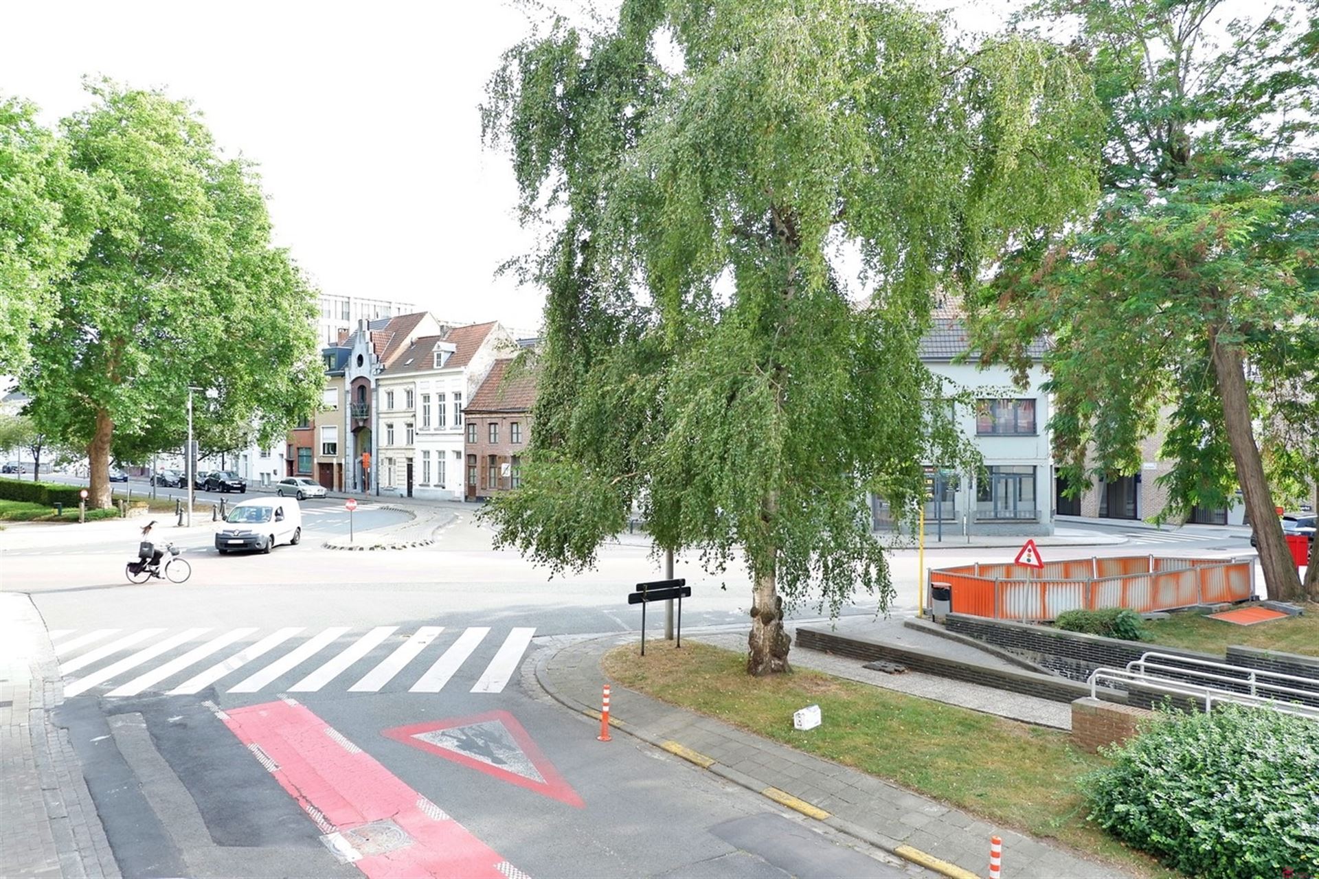 Appartement met ruim terras foto 4