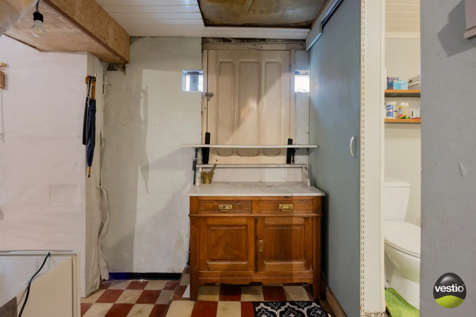 Te renoveren woning met bijgebouwen in het rustige centrum van Bevingen (Sint-Truiden) foto 14