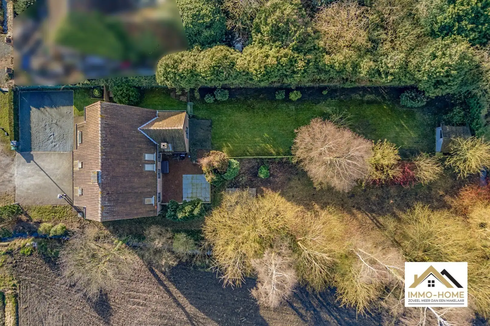 Halfopen bebouwing nabij centrum Lokeren foto 22