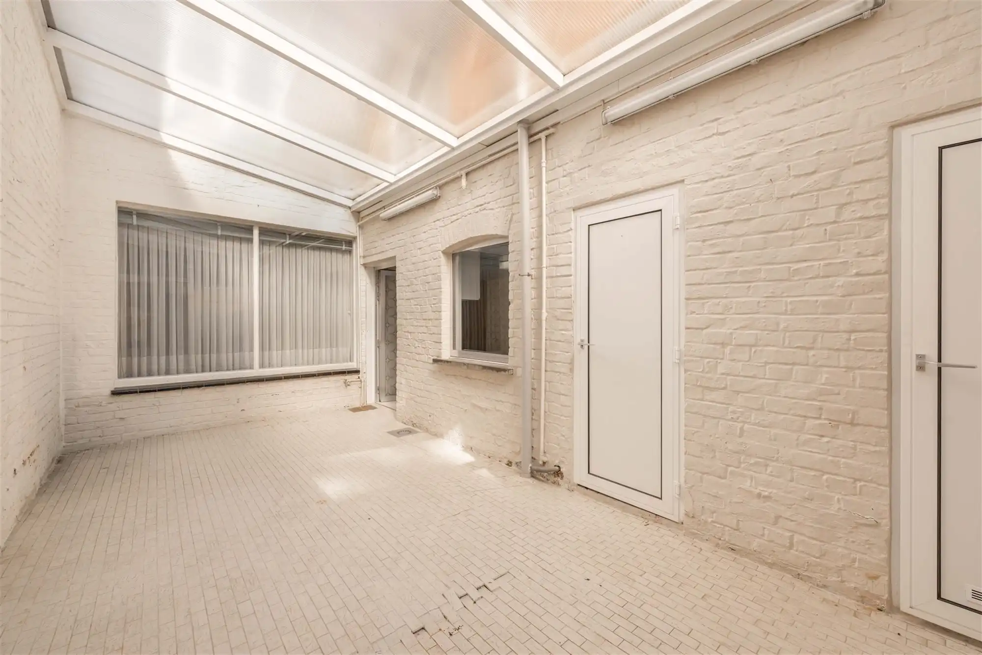 Rijwoning met 2 garages foto 9