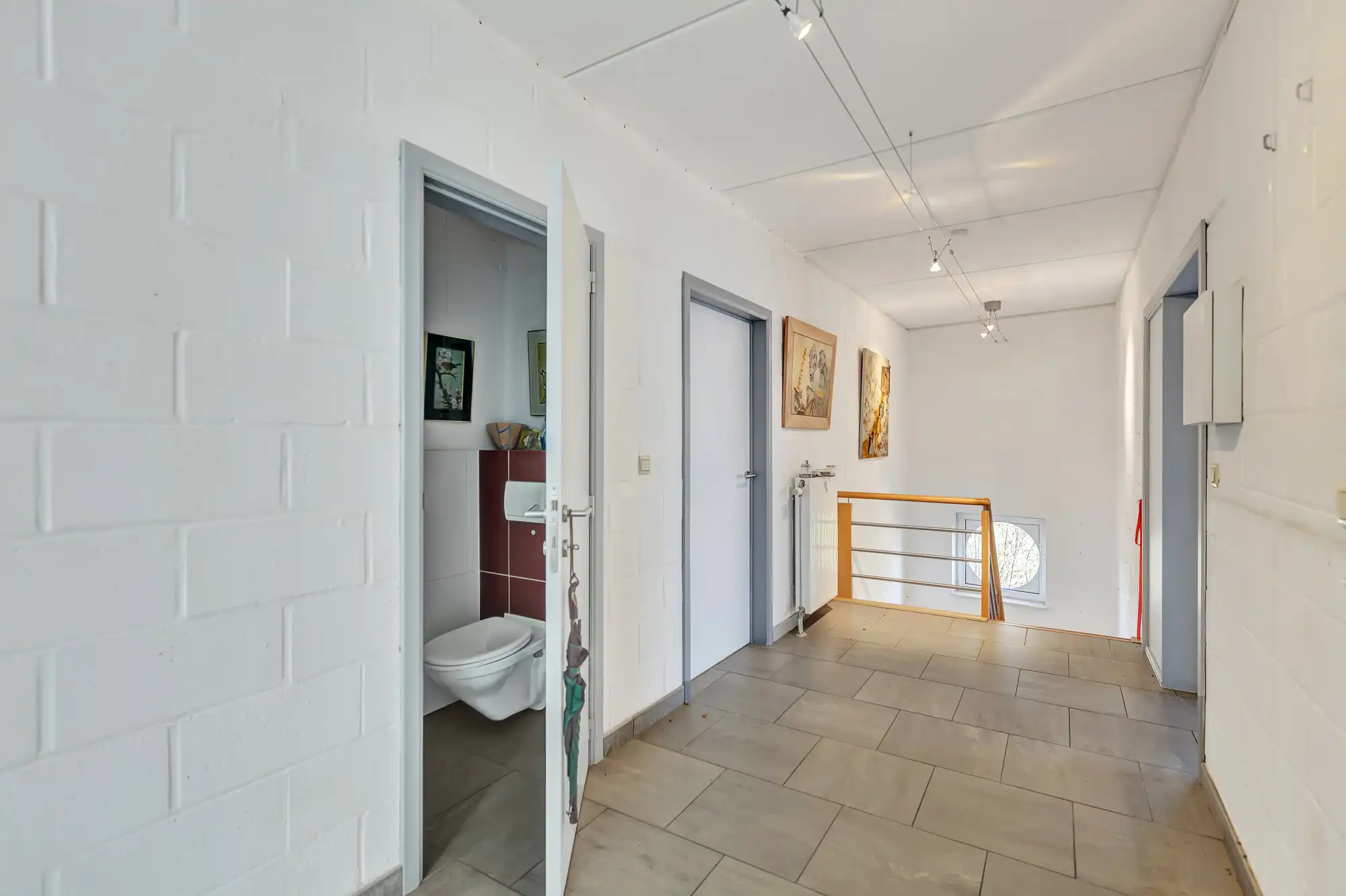 Atypische woning met prachtig zicht te Roosdaal foto 4