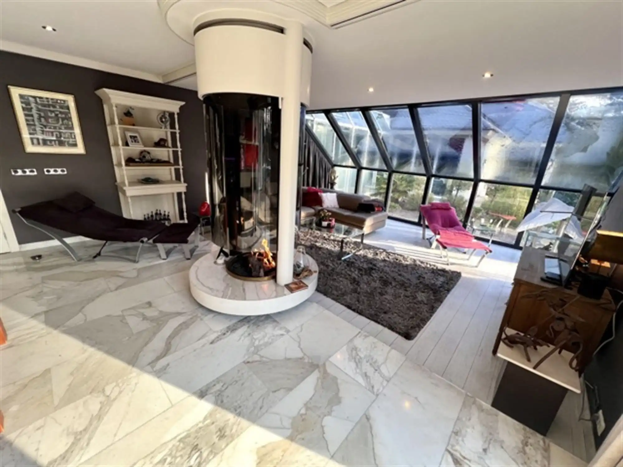 Statig landgoed met binnenzwembad op toplocatie foto 30