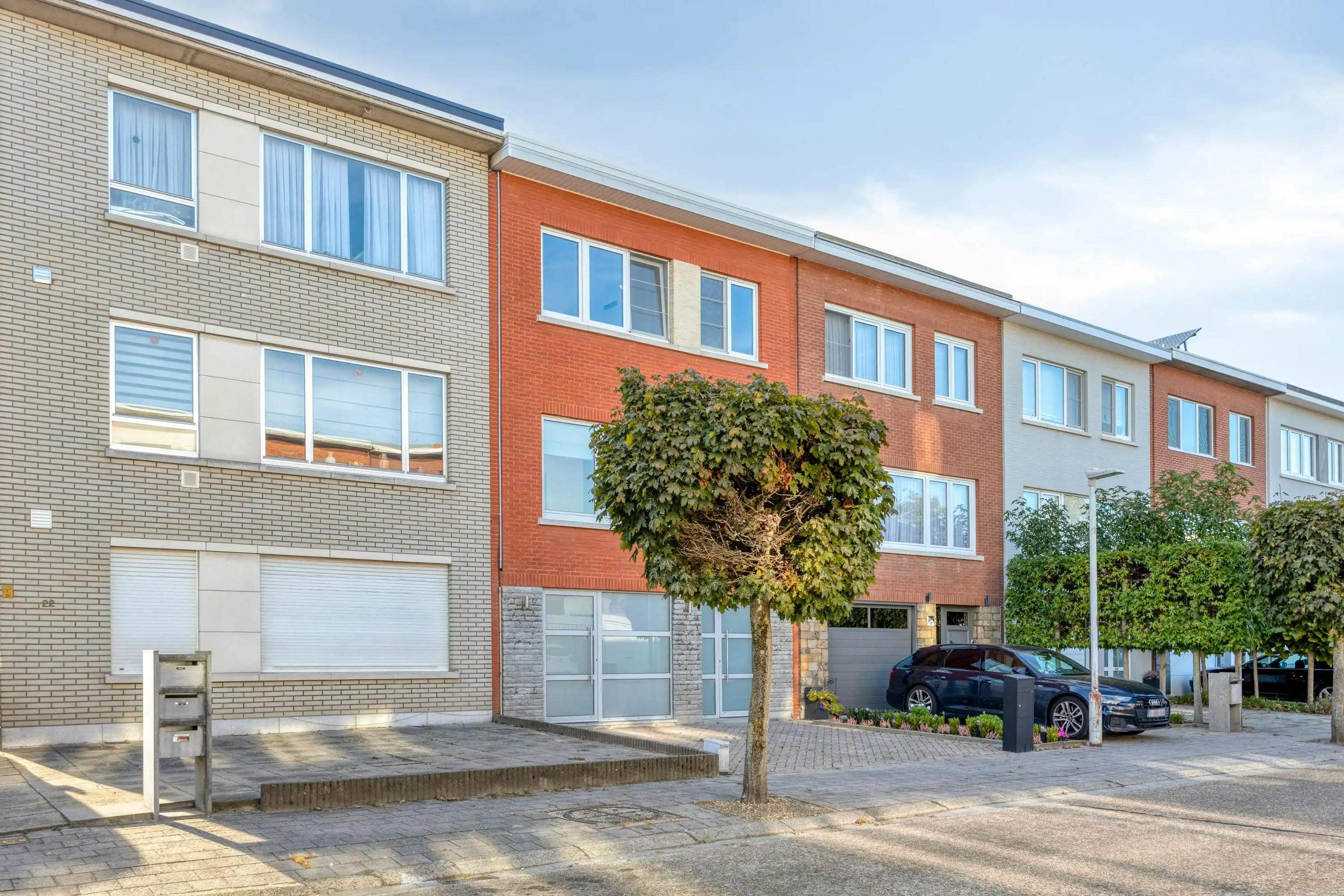 Instapklaar huis met 3 slaapkamers te koop in Kapellen! foto 2