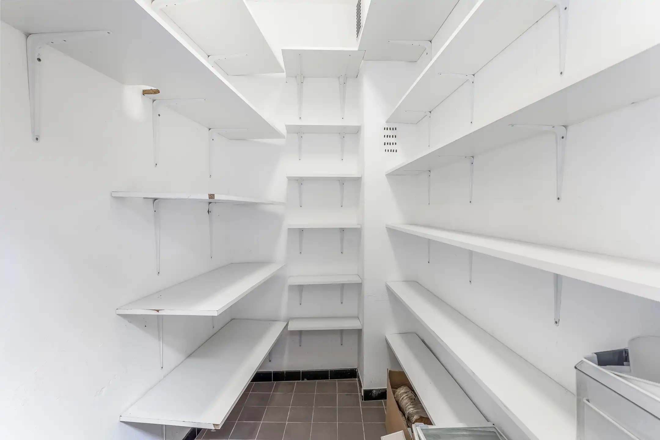 Handelspand + woning in het centrum van Hasselt foto 19