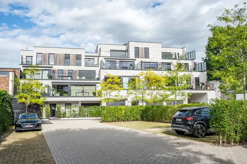 Prachtig afgewerkt appartement met ruim zonneterras én 2 slaapkamers in centrum Waregem TE KOOP! foto 23