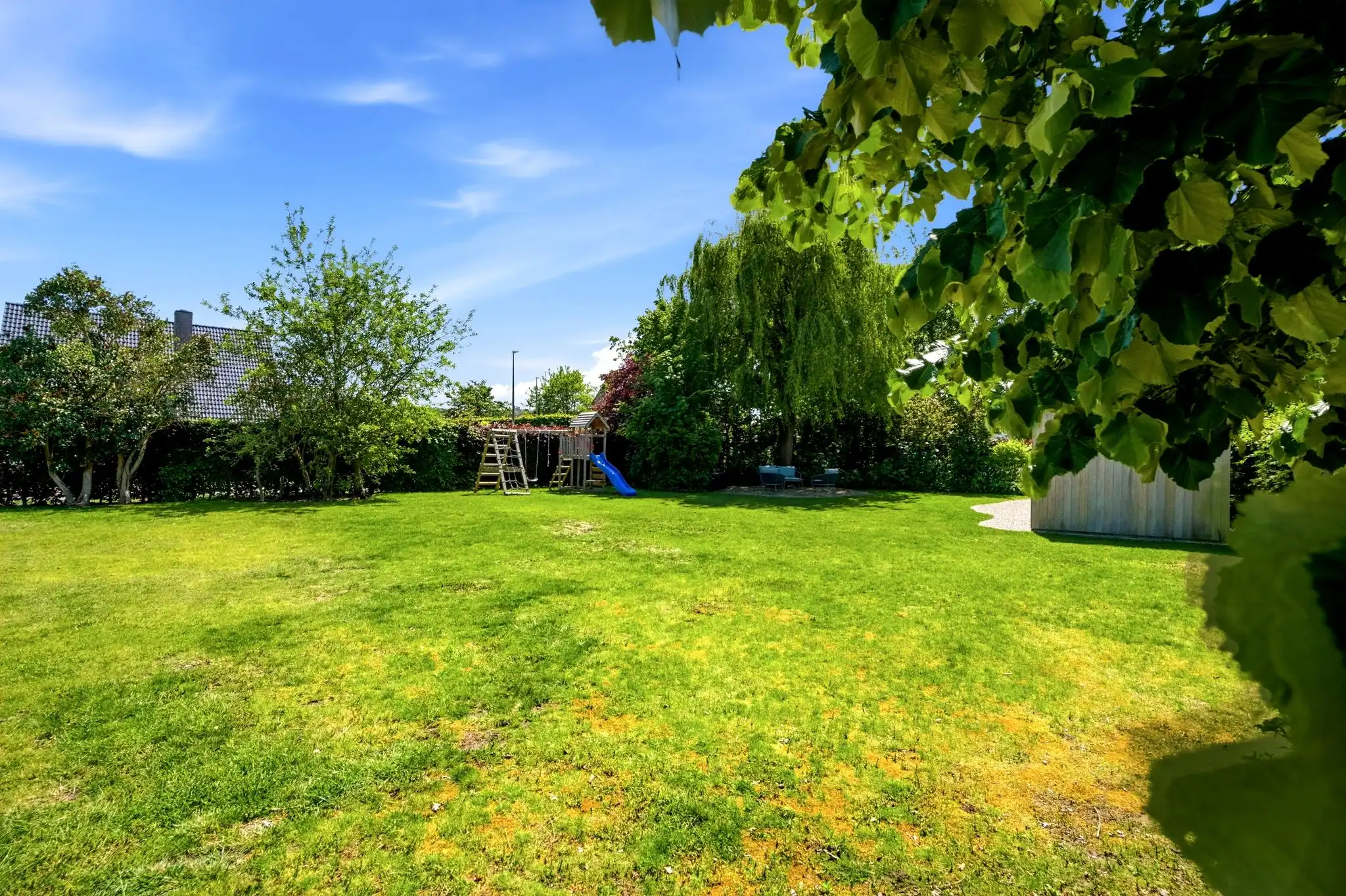 Instapklare woning (perceel 571m²) mét perceel bouwgrond (602m²) te Zedelgem foto 22