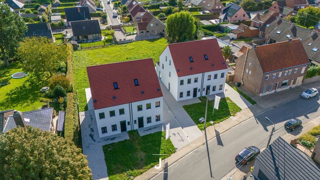 Kleinschalig nieuwbouwproject in pastorijstijl met 4 slaapkamers  foto 2