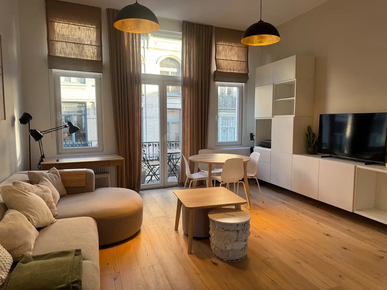 Charmant en volledig gerenoveerd 1-slaapkamerappartement in 2018 Antwerpen foto 3