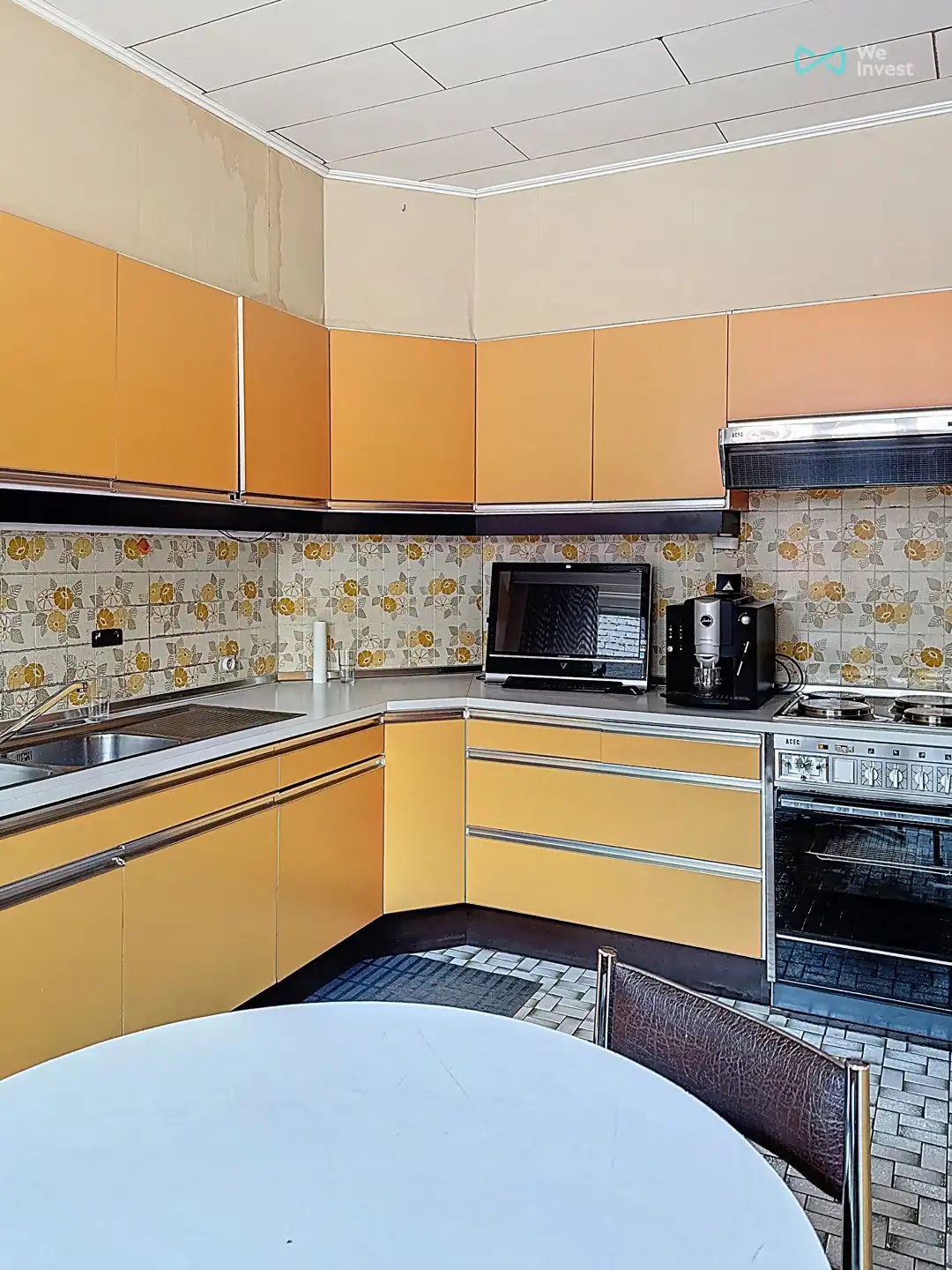 Centraal gelegen, mogelijke woning of opbrengsteigendom. foto 9