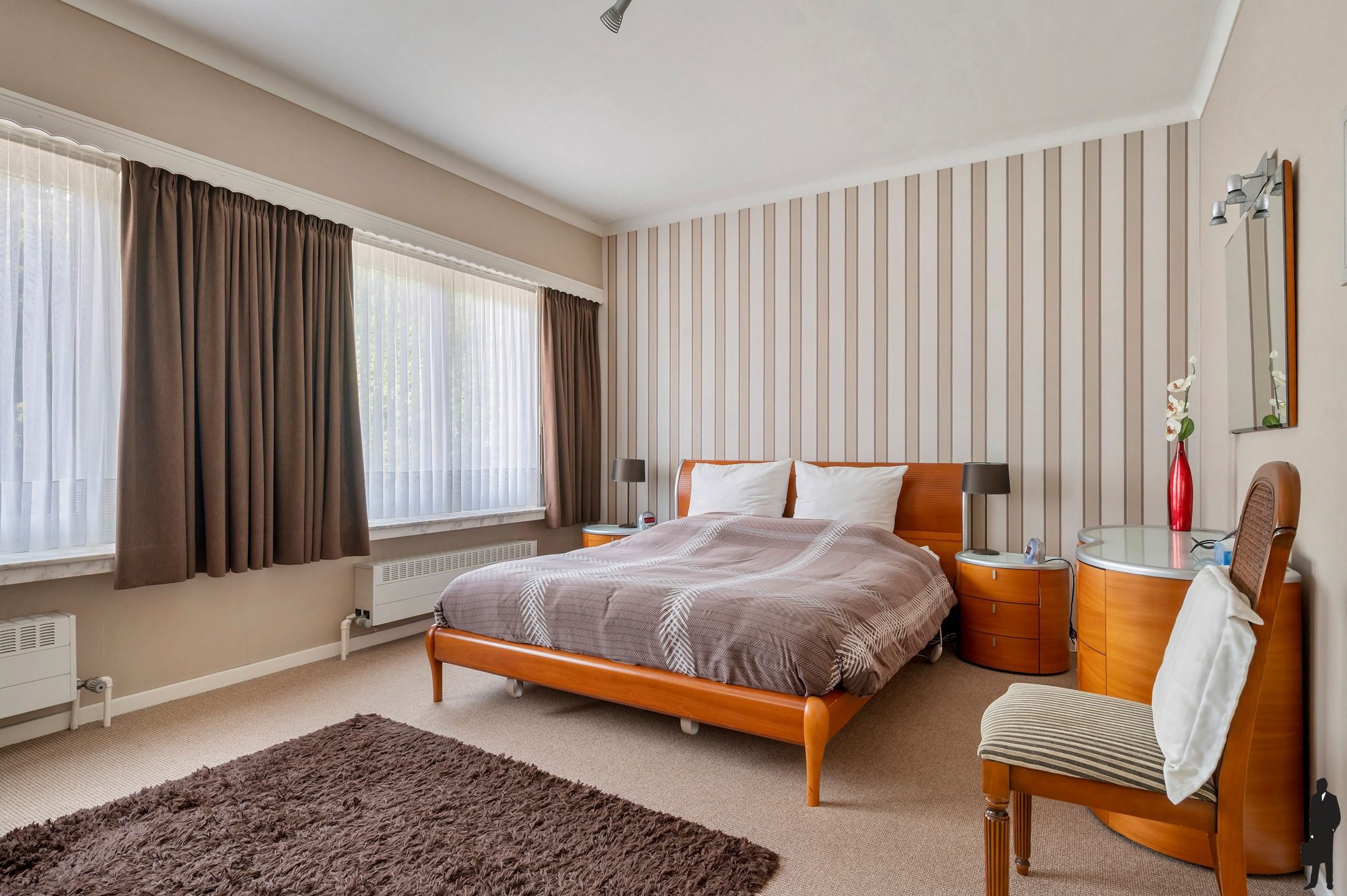 Ruime woning met tuin en bijgebouw foto 12