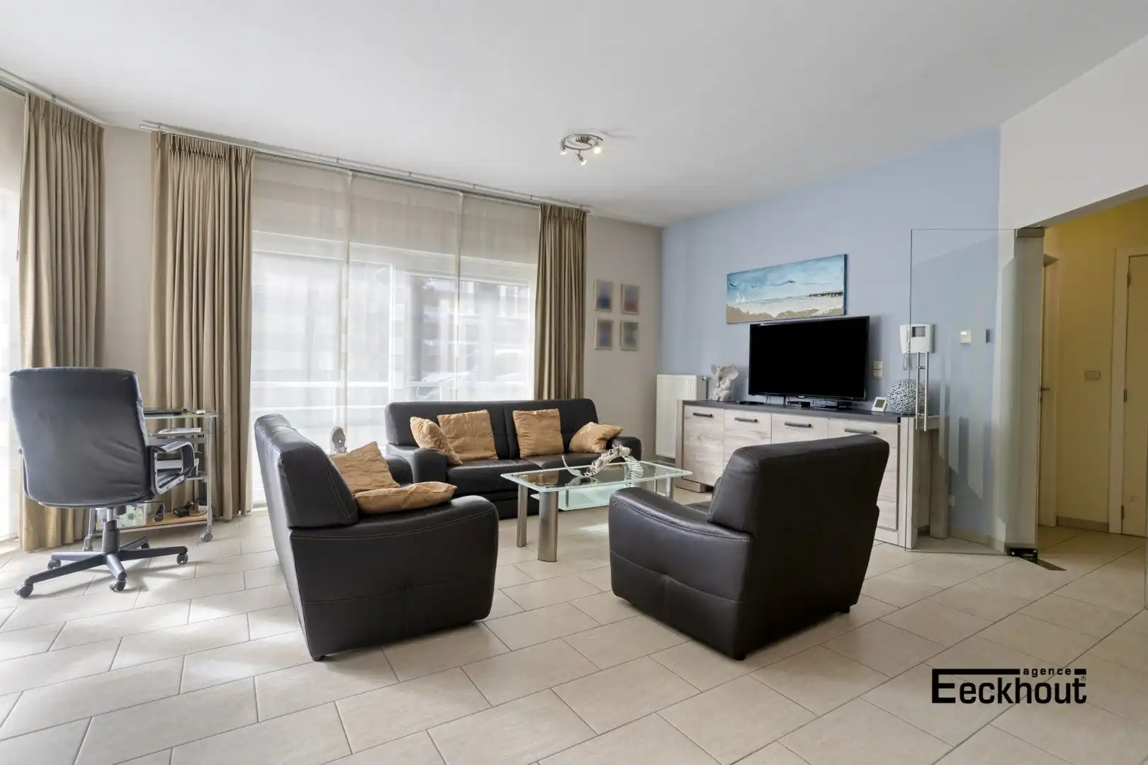 Recent gelijkvloersappartement op een prachtige locatie in centrum Oostende! foto 3