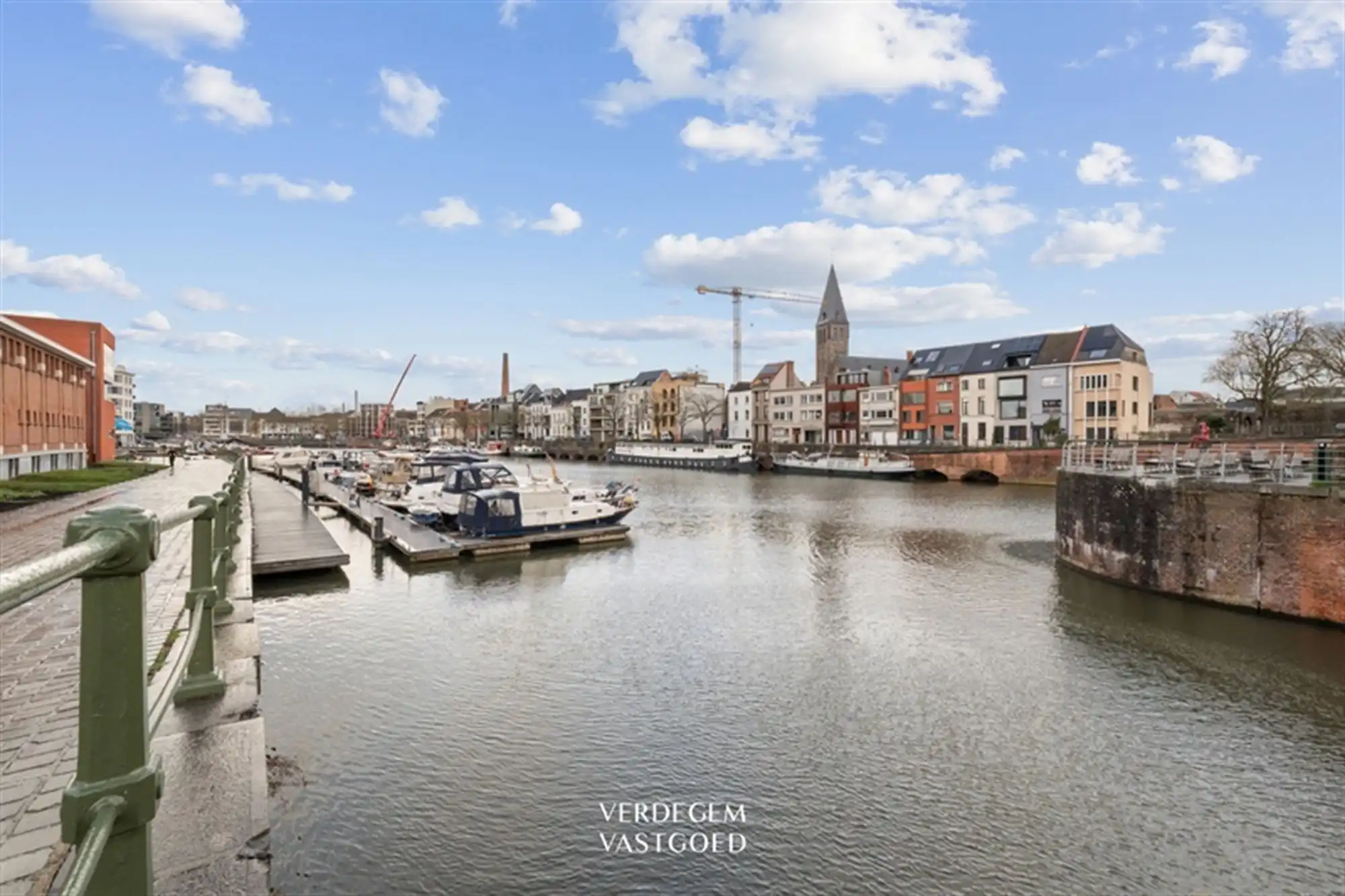 Appartement met 2 slaapkamers, 2 badkamers en 2 terrassen op unieke ligging foto 25
