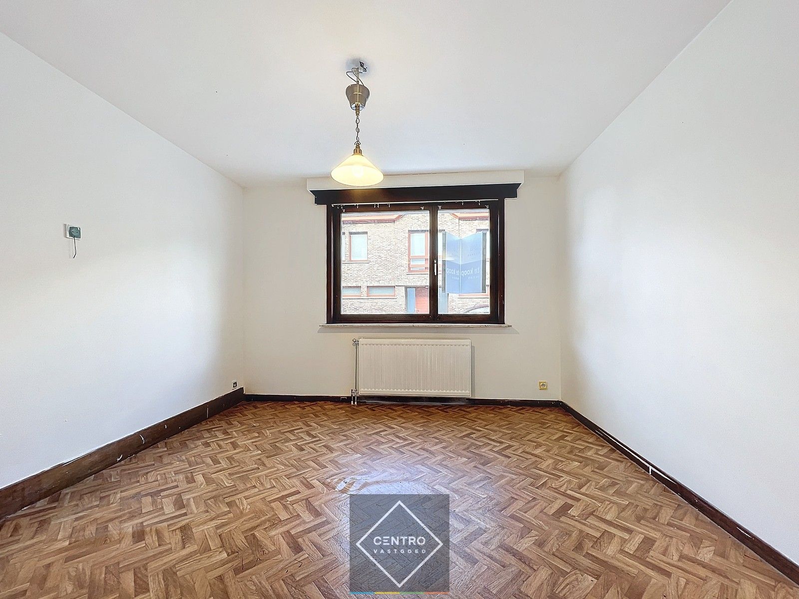 Betaalbaar app. (85m²) met 2 slpks, kelderberging en TERRAS van 50m² ! foto 6