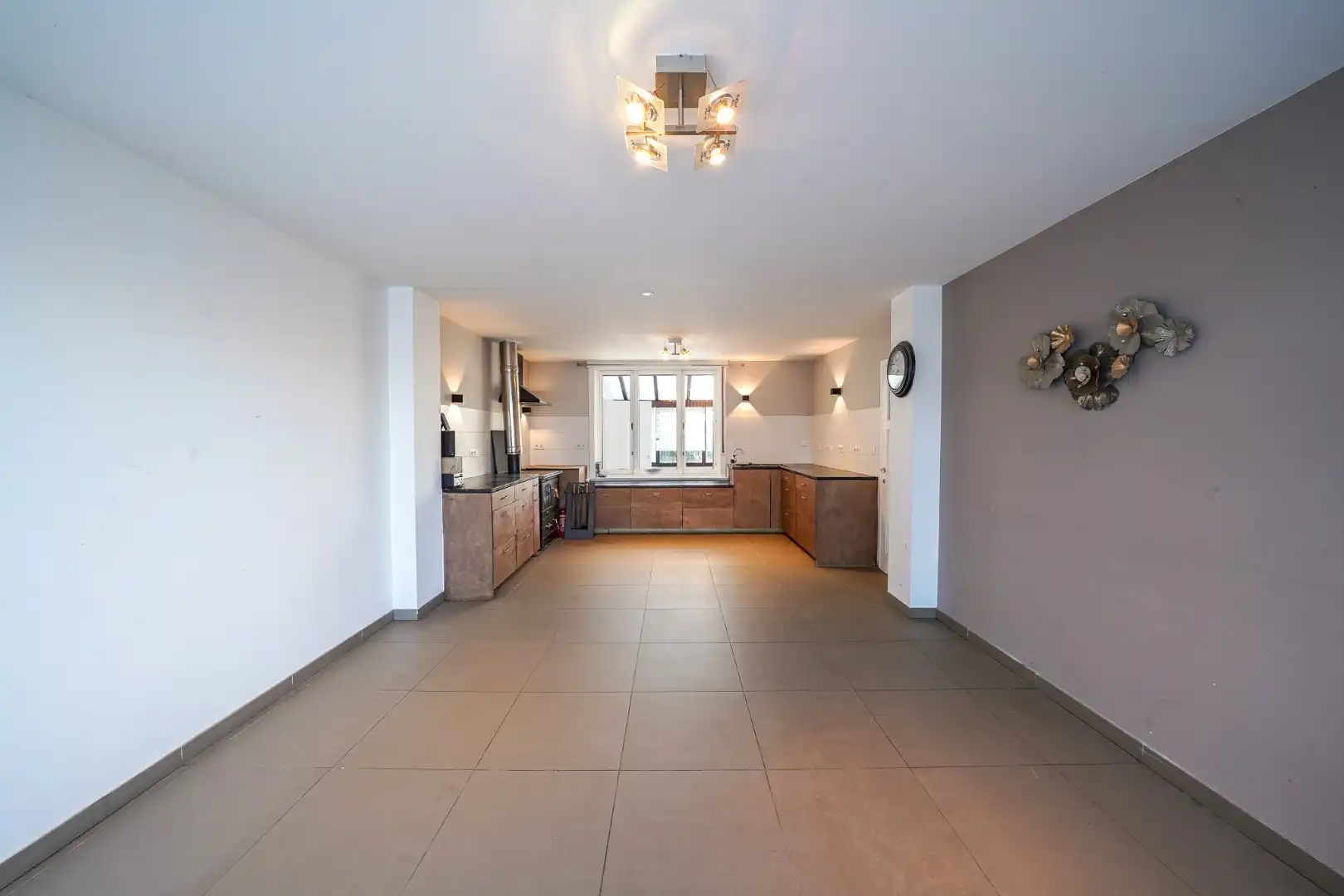 Instapklare ruime hoekwoning te Zandvoorde foto 5