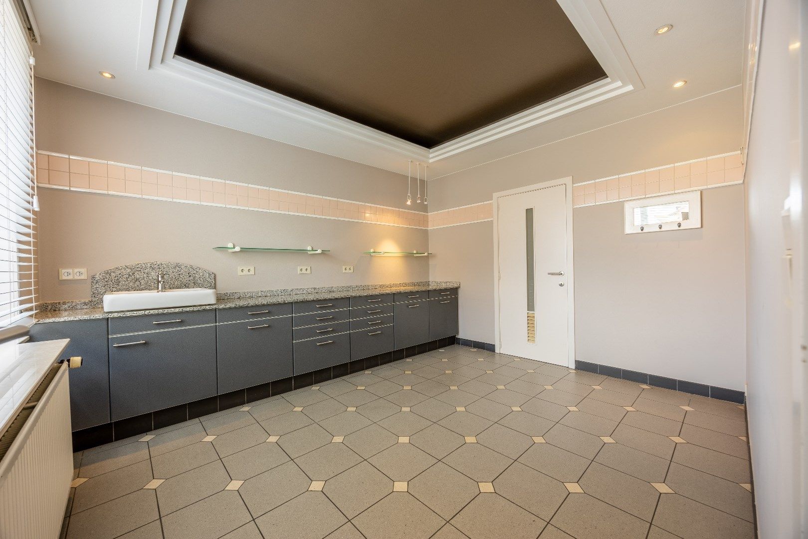 COMMERCIEEL PAND OP TOPLOCATIE IN WAREGEM foto 11