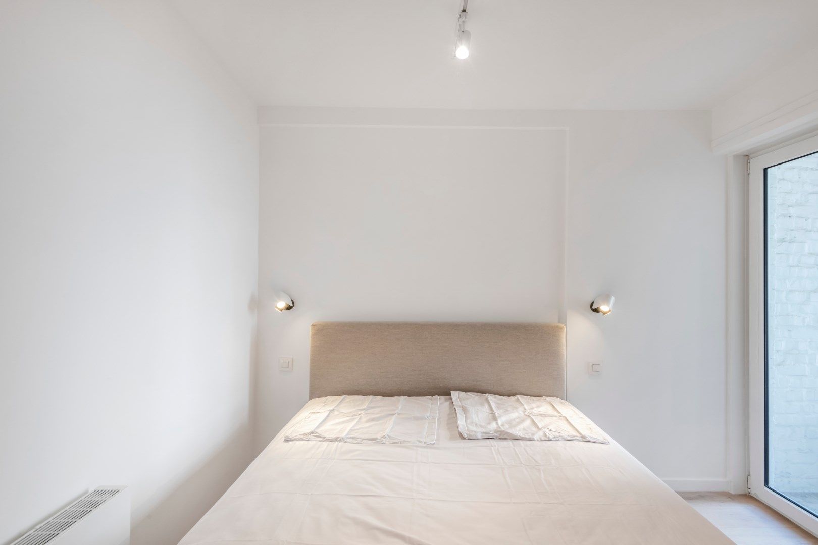 Zonnig, instapklaar appartement met prachtig zeezicht, gelegen op het Lichttorenplein. foto 10