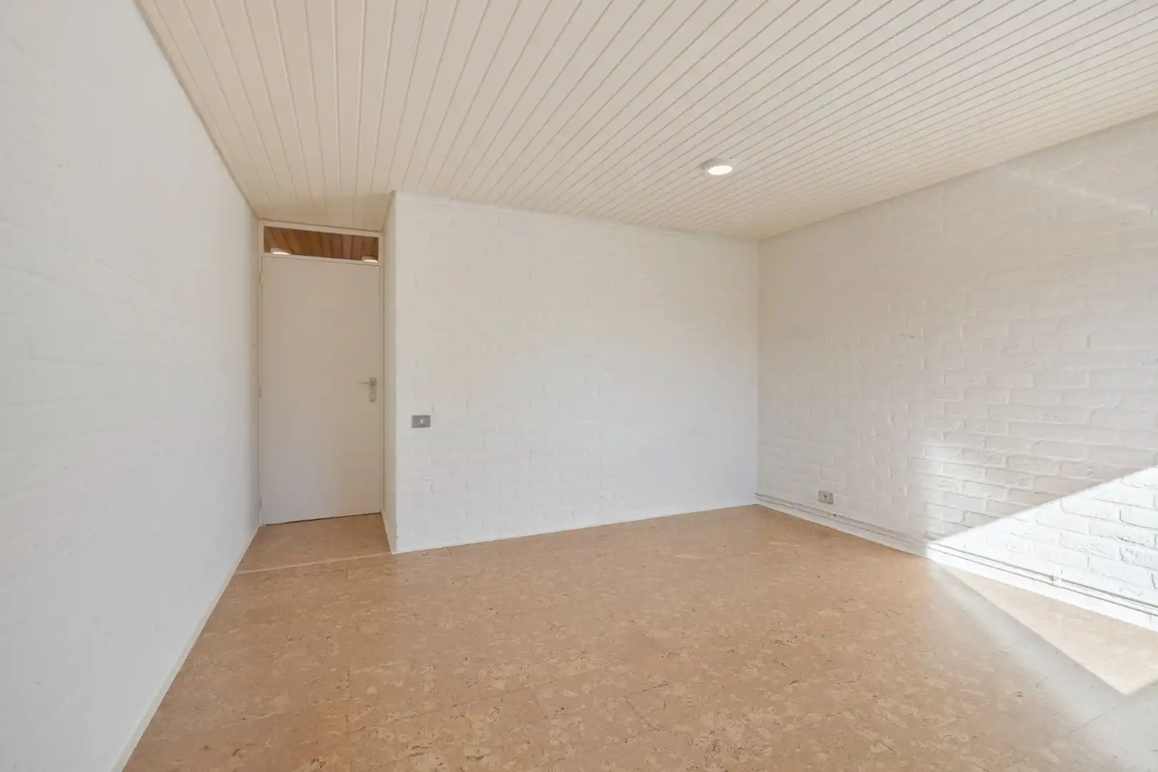 Instapklare woning met 3 SLPKS en leuke tuin in Mol - Ginderbuiten !  foto 14