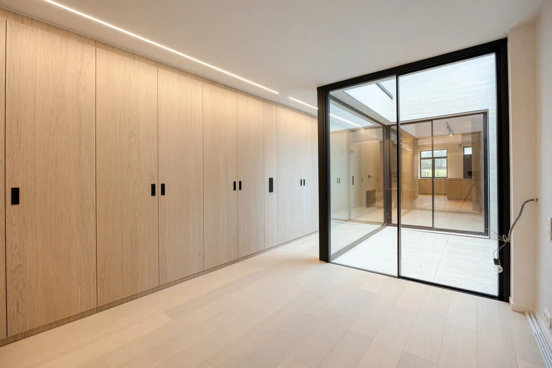 Stijlvol gerenoveerde woning met 3 slaapkamers  foto 11