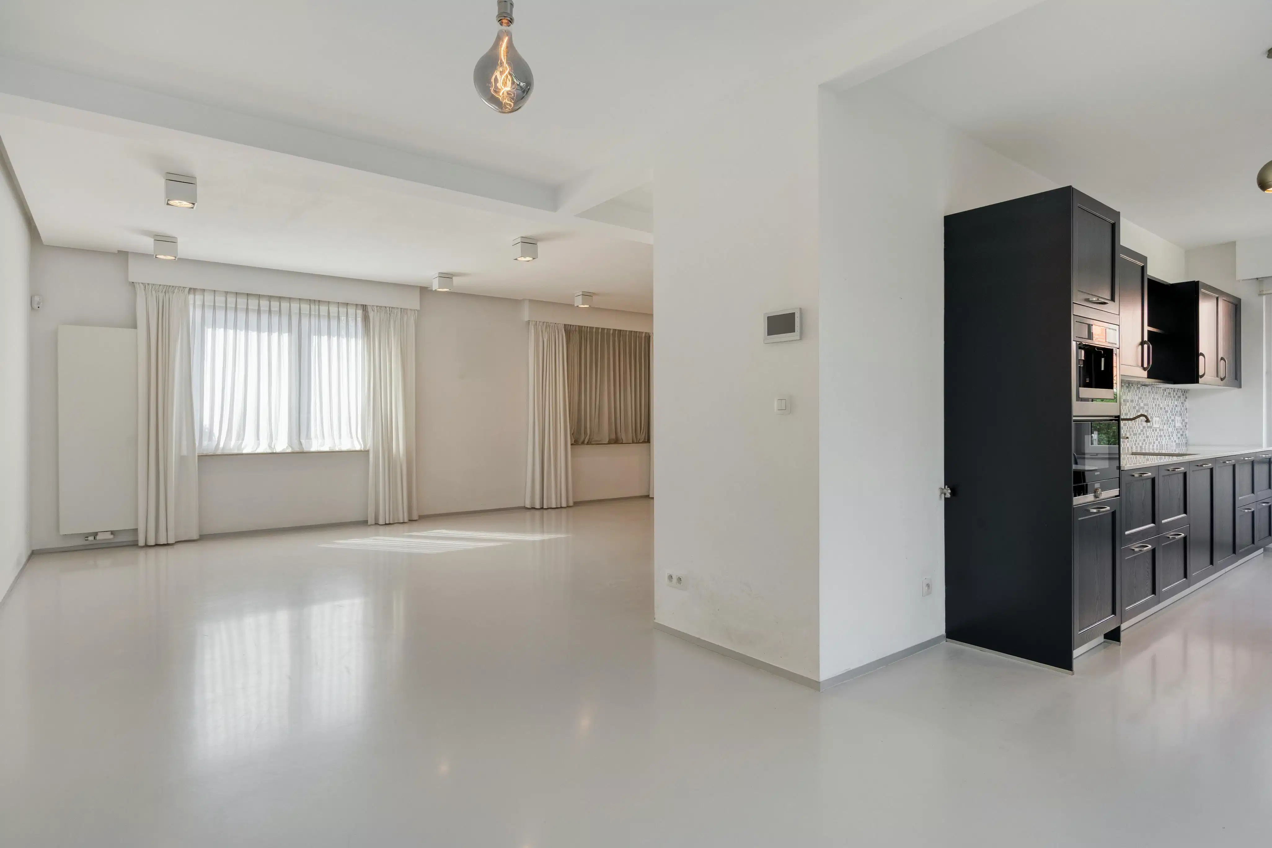 Driegevel huis met 4 slaapkamers, garage en tuin in Wemmel  foto 5