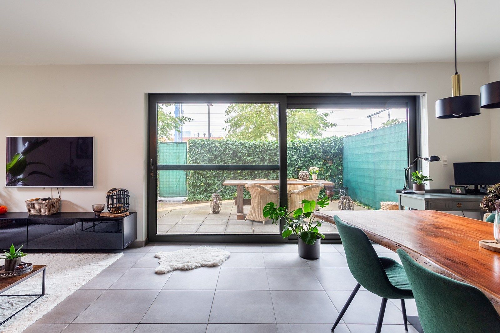 Instapklaar 3-slaapkamer appartement met tuin en moderne afwerking foto 6
