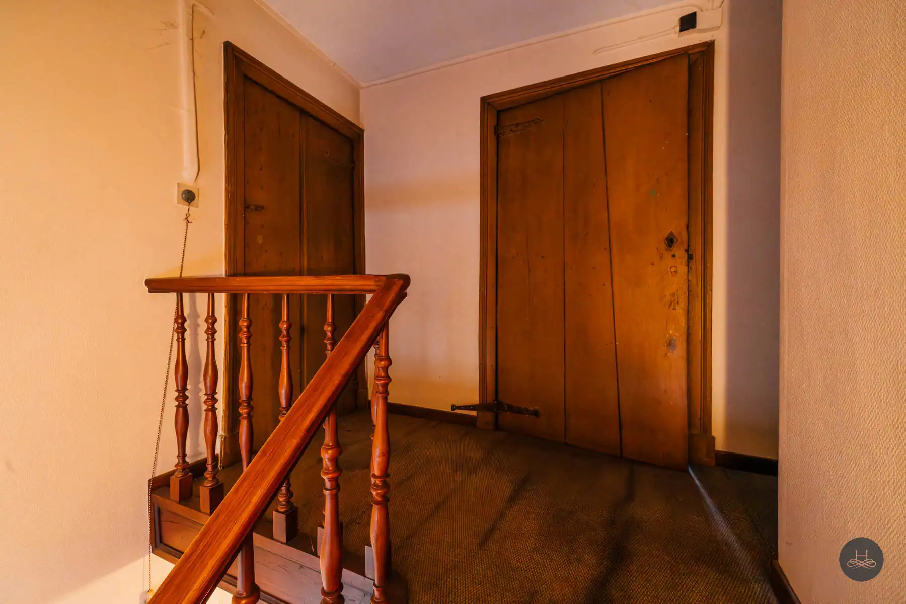 Prachtige authentieke en ruime villa met enorm potentieel foto 27