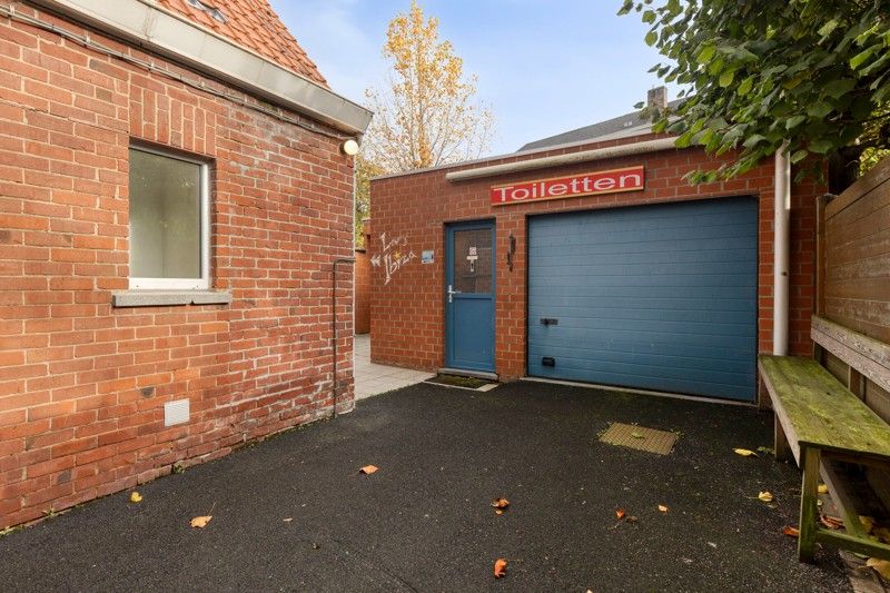 Commercieel pand met woonst en feestzaal op zichtbare locatie te Tielt 🏠 foto 33